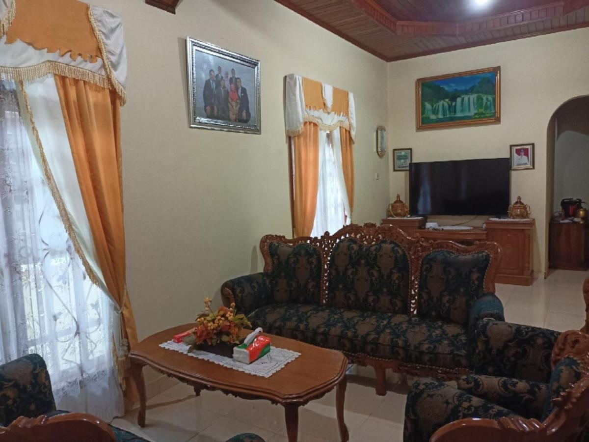 Fermana Homestay Painan 外观 照片